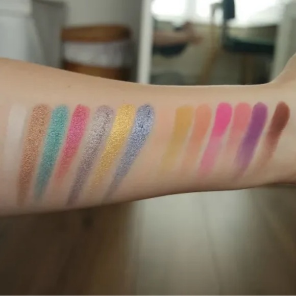 ❤️B❤️E❤️A❤️U❤️T❤️I❤️F❤️U❤️L❤️ - Picture 13 of 16